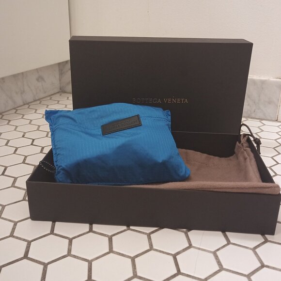 EUC Bottega Veneta Ripstop Packable Drawstring Mesh Bag BLUE + Box & Dust Cover - Picture 6 of 11